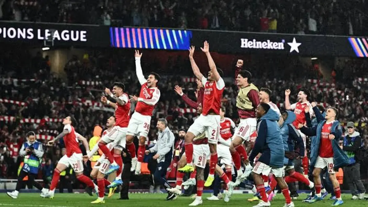 Selebrasi pemain Arsenal usai memastikan tiket final Liga Champions, generasi muda The Gunners kini di ambang sejarah.