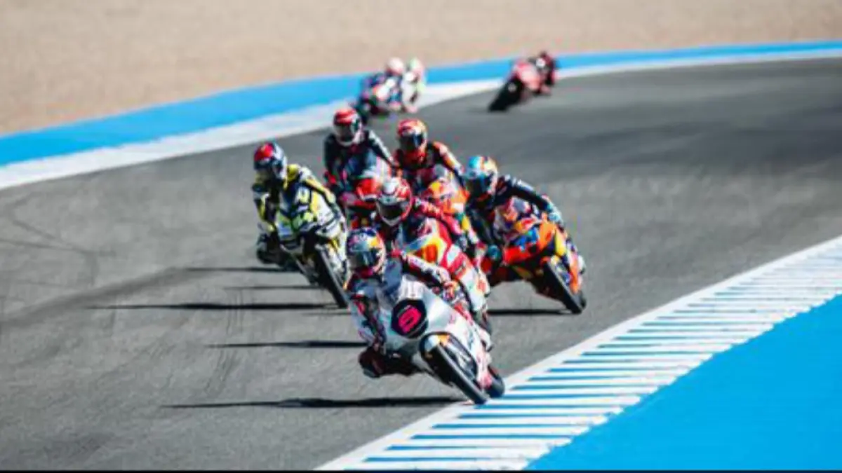 Veda Ega Pratama saat balapan di Jerez. (Honda Team Asia)