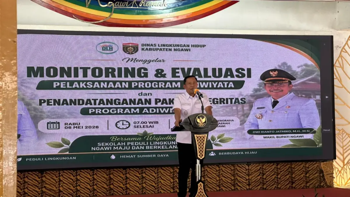 Wabup Ngawi Dwi Rianto Jatmiko membuka sosialisasi dan evaluasi program Adiwiyata di Pendapa Wedya Graha, kemarin (6/5). FOTO: JAWA POS RADAR NGAWI