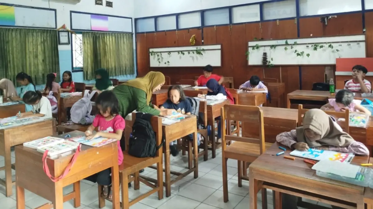 Ribuan guru honorer di Ponorogo belum tercatat dalam Dapodik meski telah bertahun-tahun mengajar dengan honor minim. DOK JAWA POS RADAR PONOROGO