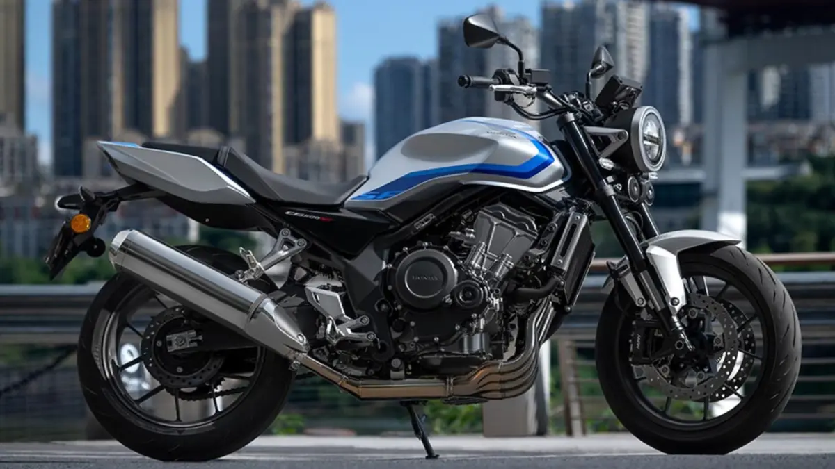 Honda CB500 Super Four 2026 meluncur dan dirumorkan masuk ke berbagai negara termasuk Indonesia.