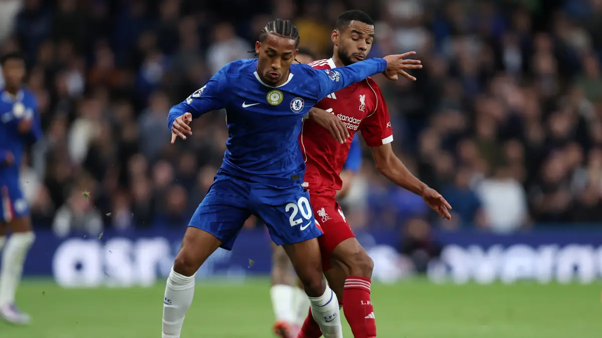 Liverpool menjamu Chelsea di Anfield. 