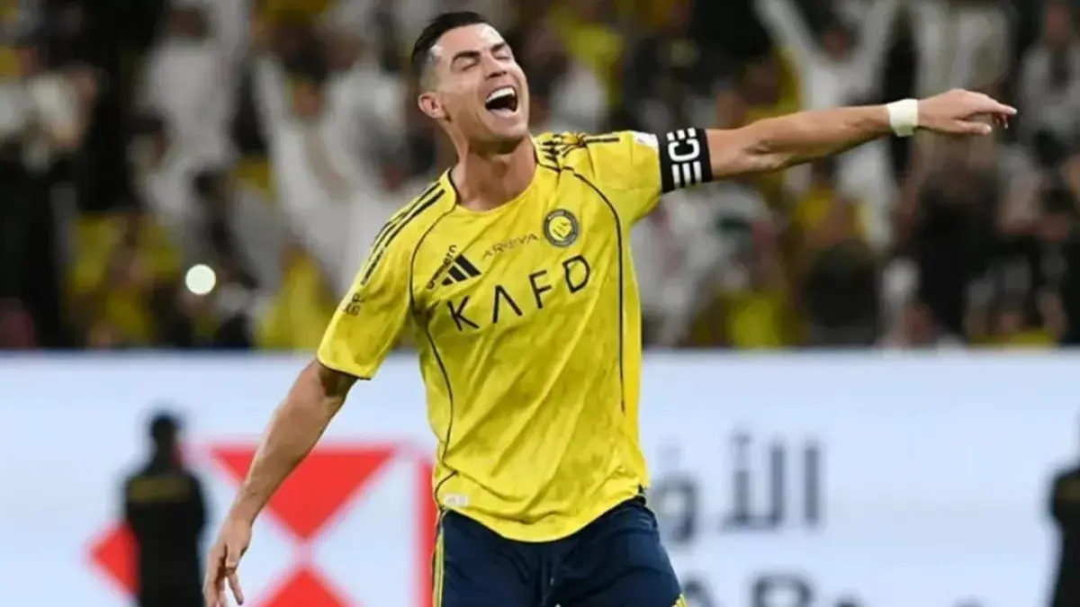 Cristiano Ronaldo buru gelar Asia bersama Al Nassr. 