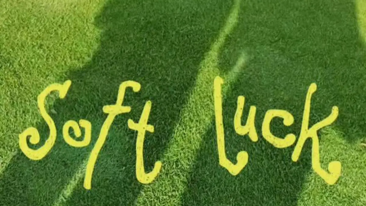 Cover single baru Costive yang berjudul Soft Luck.