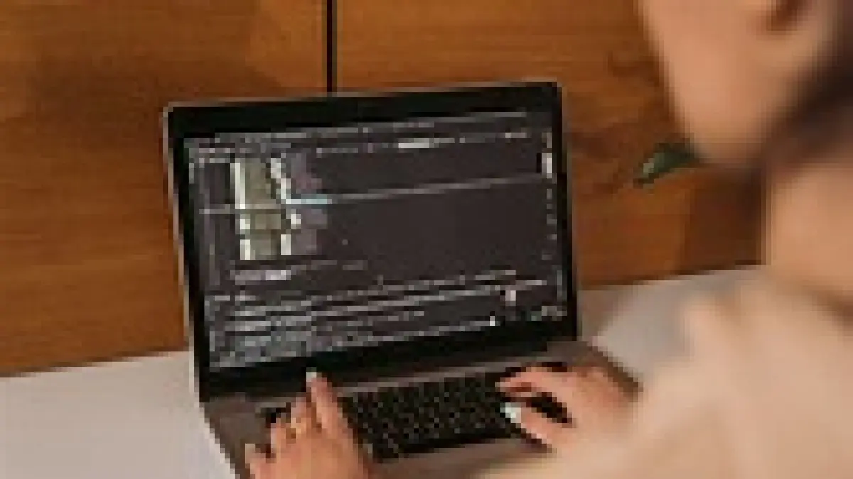 ilustrasi coding (www.gamelab.id)