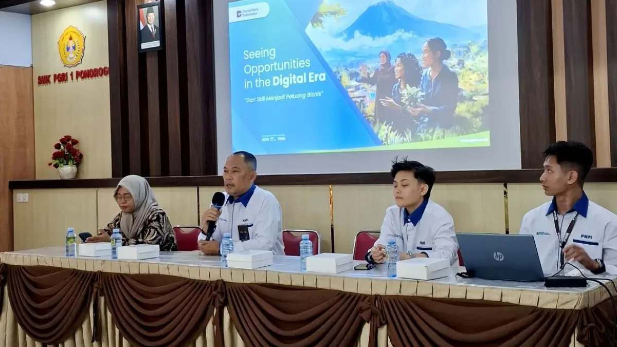Kegiatan Literasi Kewirausahaan digelar PNM salah satunya di SMK PGRI 1 Ponorogo.