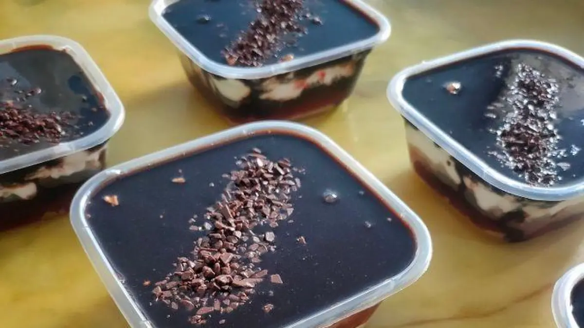 Dessert Box Roti Tawar Jadi Pilihan Camilan Kekinian
