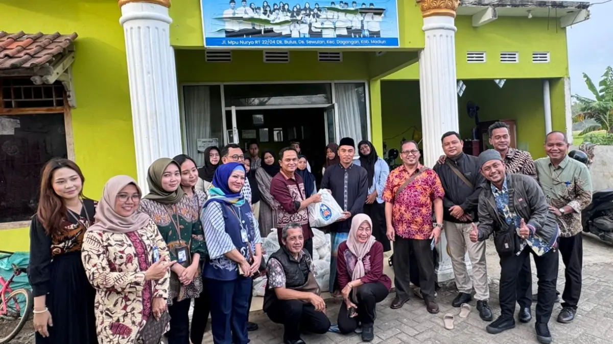 YBM BRILiaN SBO Malang merayakan Milad ke-25 dengan menyalurkan dana ZISWAF sebesar Rp 7,2 miliar untuk 5 pilar pemberdayaan umat.
