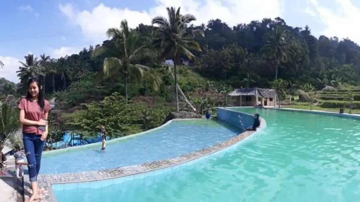 Pemandian Air Panas Tirta Husada