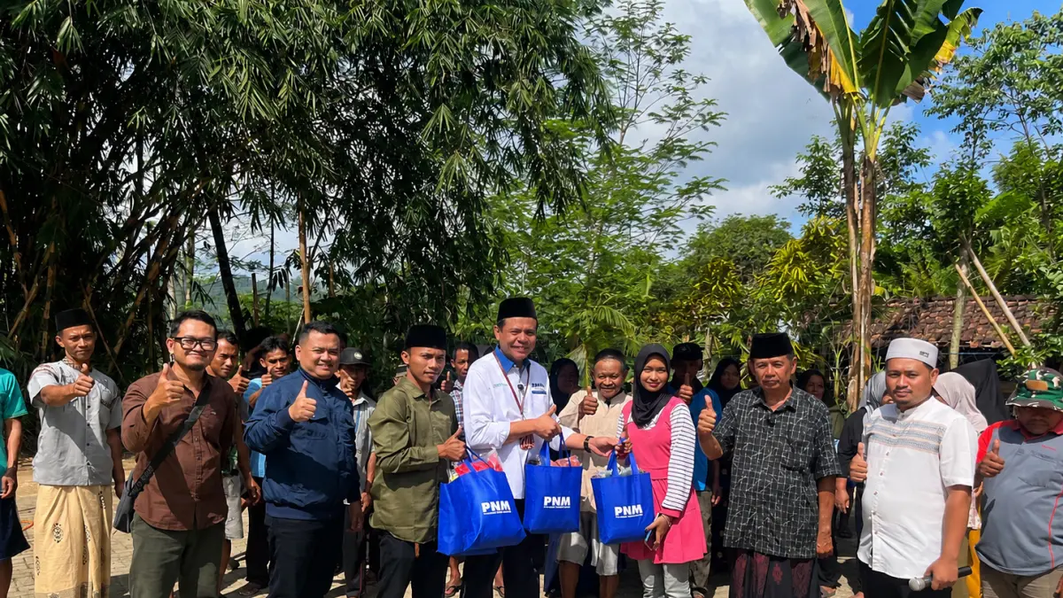 Melalui program RE3 FOR-E (Reduce, Re-love, Restyle for Environment, Economy, Empowerment, and Education), PT Permodalan Nasional Madani (PNM) menghadirkan gerakan yang menghubungkan pengelolaan limbah tekstil dengan pemberdayaan ekonomi masyarakat.