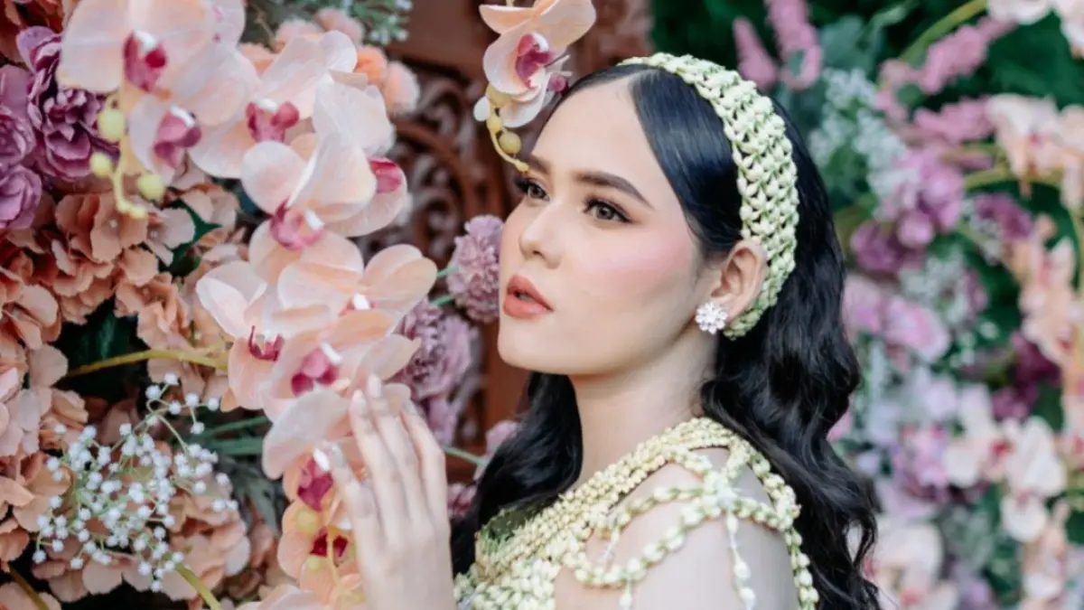Nada Salma Fadhilah terus mengembangkan karier di dunia modeling sekaligus merintis usaha wedding content creator yang kini mulai berkembang.