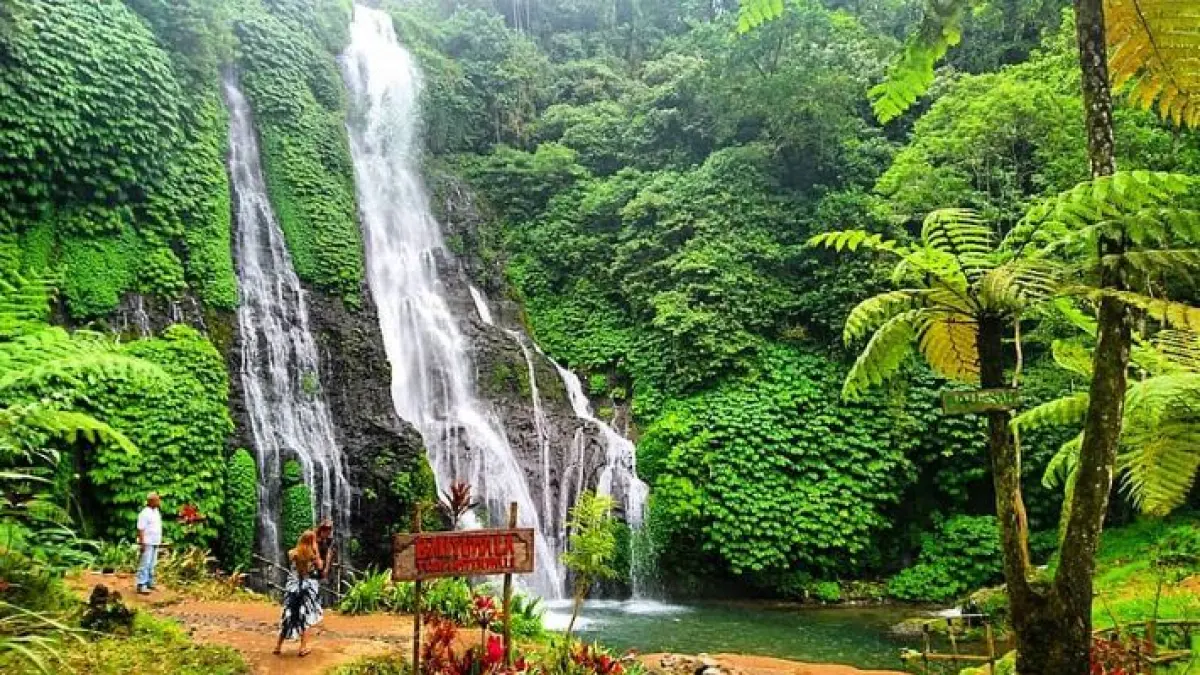 Air Terjun Banyulawe