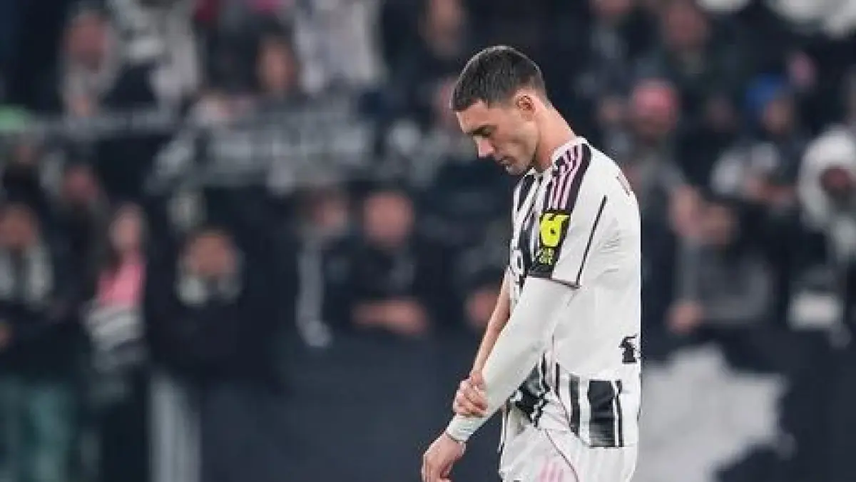 Kepergian Juventus membuat neraca keuangan Juventus lebih lega. (Instagram @vlahovicdusan)