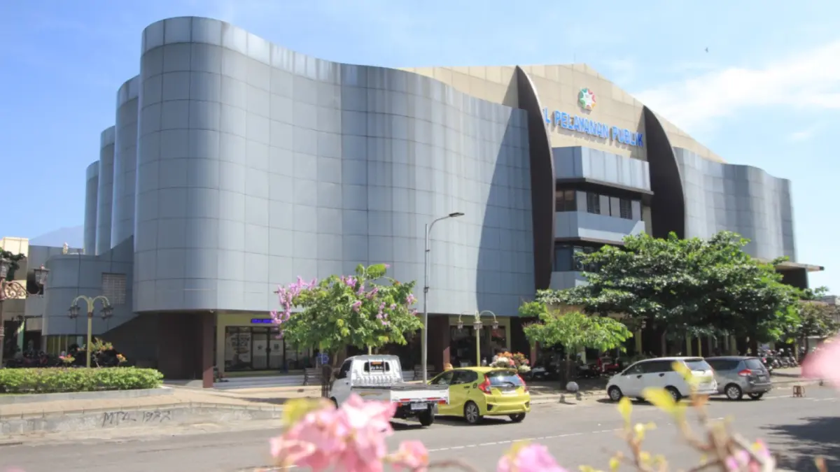 Gedung Kesenian Mahendra di kompleks MPP Pasar Baru Magetan diproyeksikan kembali memiliki bioskop modern. AJI PUTRA/JAWA POS RADAR MAGETAN