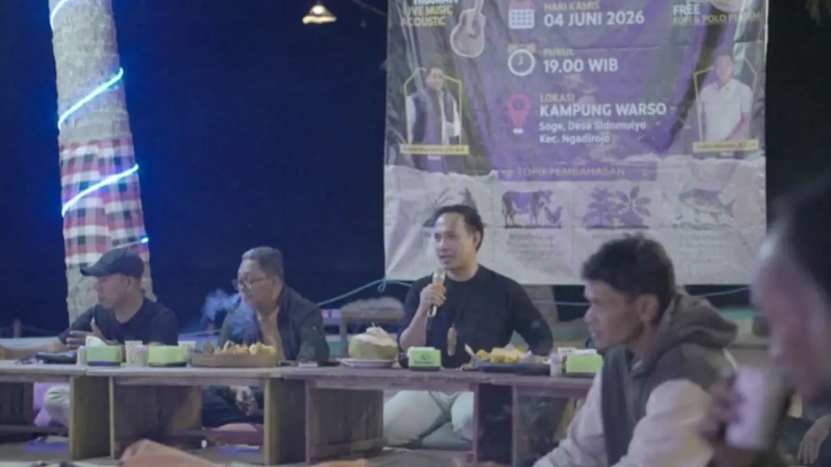 Ketua DPRD Pacitan Arif Setia Budi berdialog dengan masyarakat dan petani terkait peluang keterlibatan produk lokal dalam rantai pasok Program Makan Bergizi Gratis (MBG).