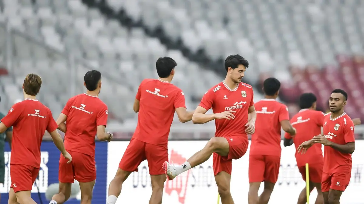 Ilustrasi Pemain Timnas mengikuti latihan resmi di Stadion Utama Gelora Bung Karno (bola.kompas.com)