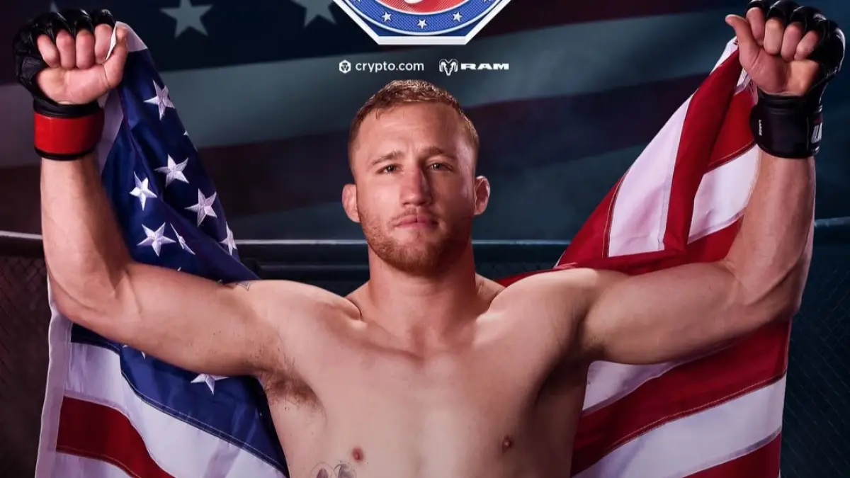 Justin Gaethje menang KO.