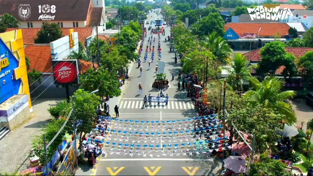 Sesi Acara Drumband (Pemkot Madiun)