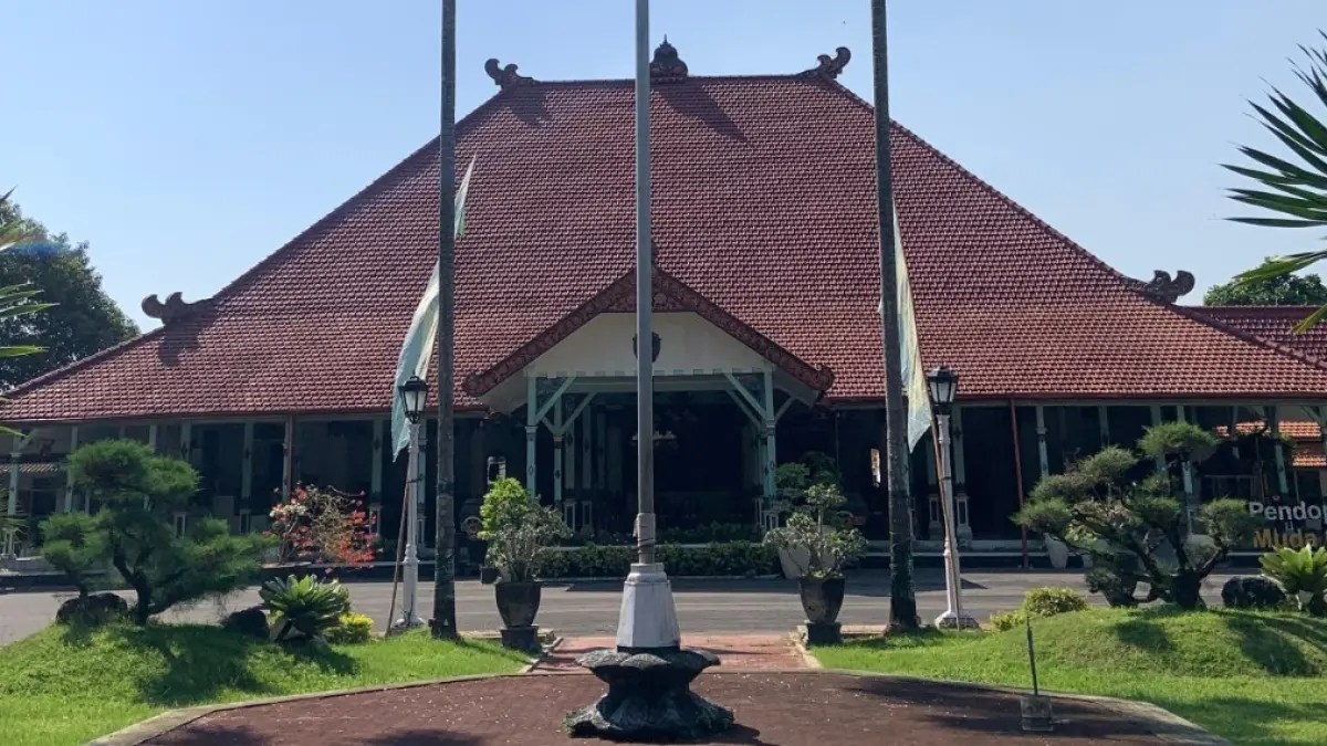 Pendopo Muda Graha Kabupaten Madiun akan menjadi lokasi nonton bareng Piala Dunia 2026 laga Spanyol kontra Arab Saudi, Minggu malam (21/6). LODITYA FERNANDES/RADAR MADIUN