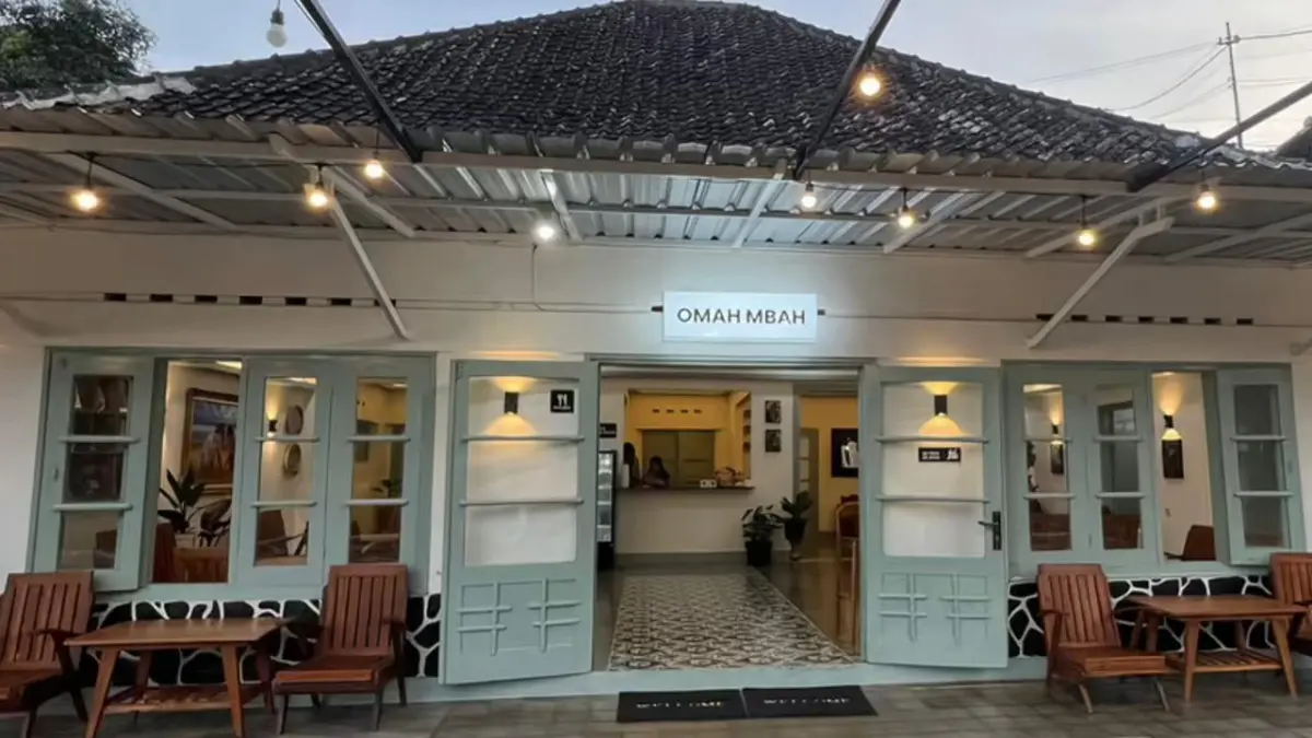 Warung Mbah Dhikoen (TikTok @putrycharisma)