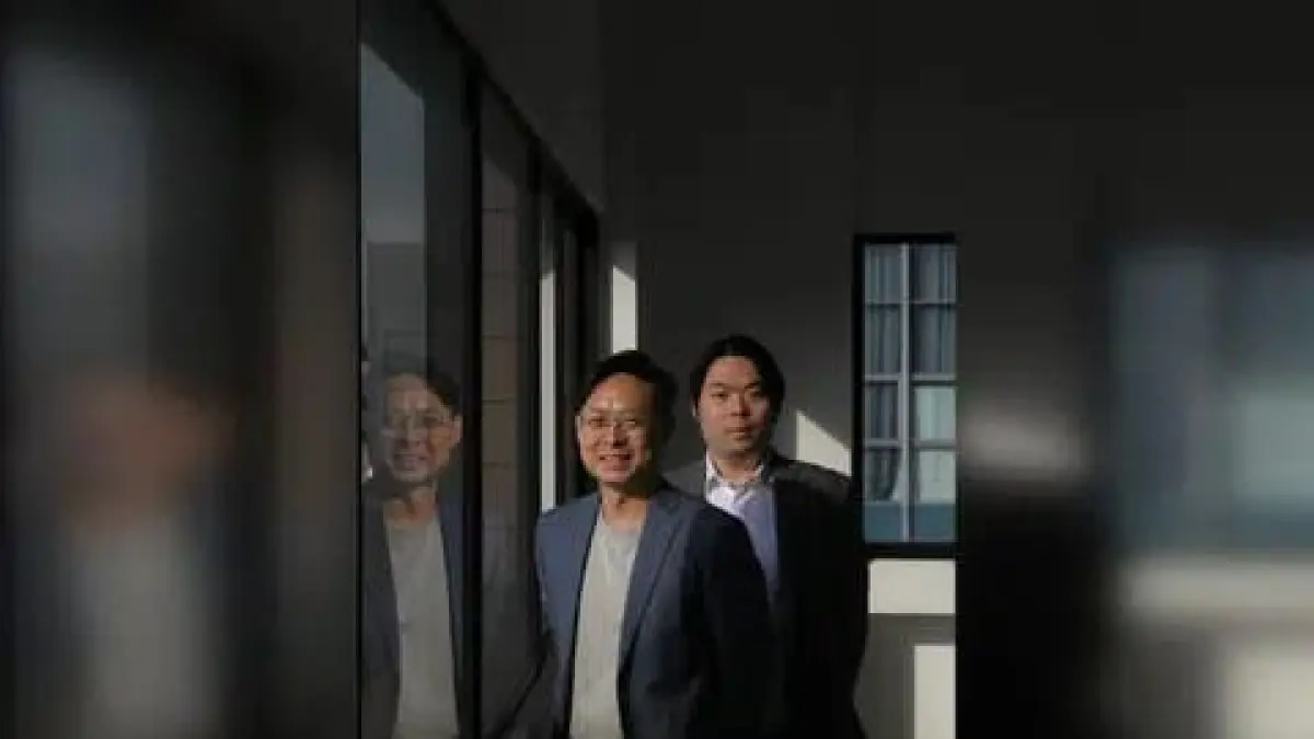 Singaporean brothers Ken Lin (left) and Lim Meng Liang (MARK CHEONG)