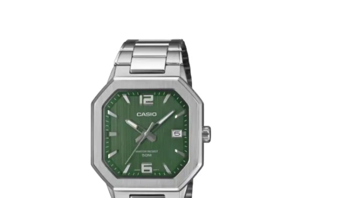 Casio menghadirkan&nbsp;MTP-B195D-3AV sebagai jam tangan analog yang memadukan karakter sporty dengan sentuhan elegan. 