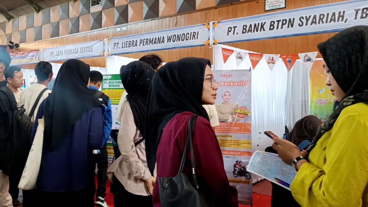 Ilustrasi kegiatan job fair yang difasilitasi pemerintah daerah. DOK RADAR MADIUN