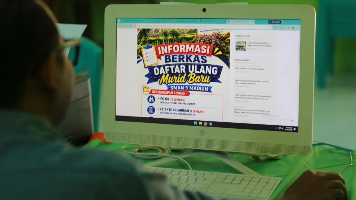 Pemkot Madiun meminta evaluasi pelaksanaan SPMB SMA negeri setelah banyak lulusan SMP asal Kota Madiun tidak diterima di SMA negeri pada tahun ajaran 2026. BAGAS BIMANTARA/RADAR MADIUN
