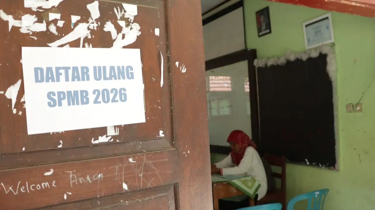 Sejumlah SMP Negeri di Ponorogo mulai melaksanakan daftar ulang peserta didik baru. SUGENG DWI N/RADAR PONOROGO