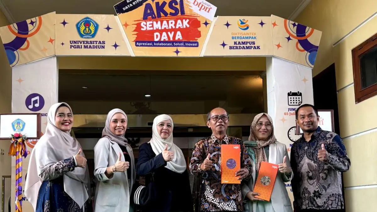 Fakultas Ekonomi dan Bisnis UNIPMA Madiun berkolaborasi dengan BTPN Syariah menggelar EXPO UMKM Aksi Semarak Daya di Graha Cendekia guna mendorong digitalisasi dan akses pasar.