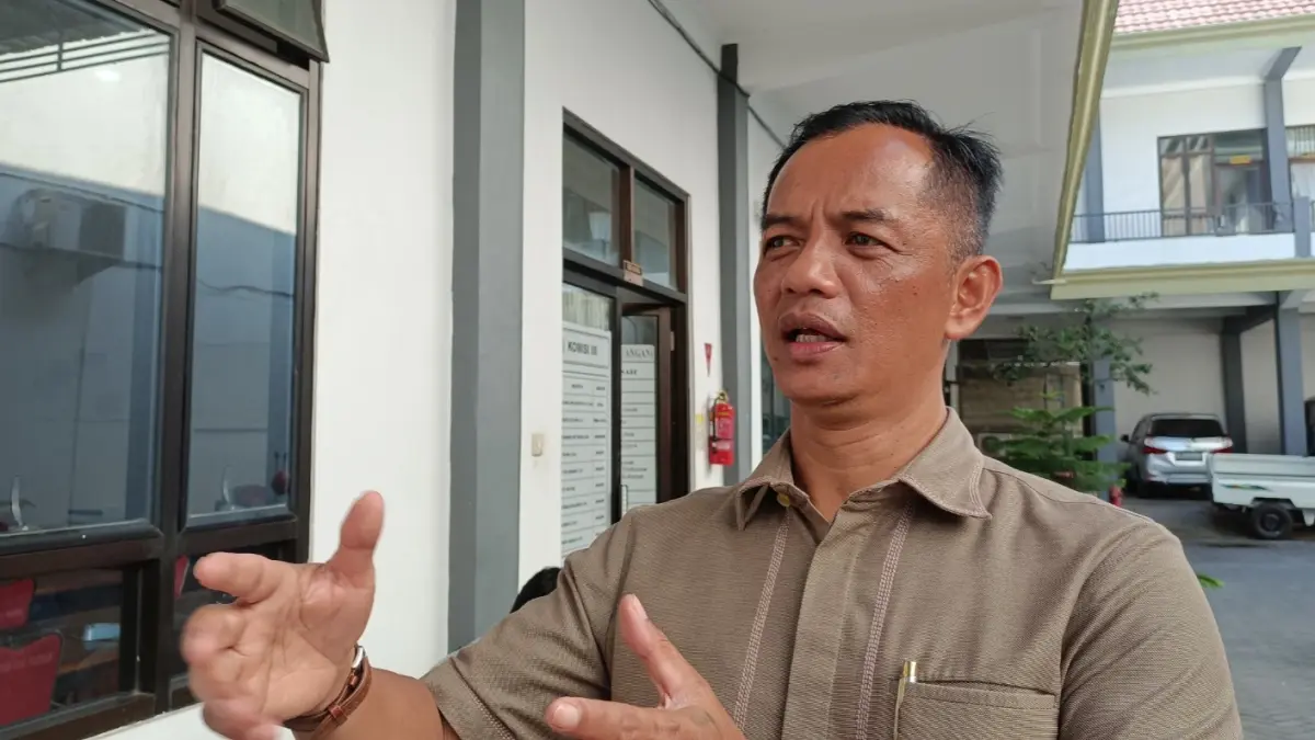 Ketua Komisi II DPRD Pacitan Rudi Handoko meminta Dinas Pendidikan segera mengevaluasi pola pembelajaran setelah rata-rata hasil Tes Kemampuan Akademik (TKA) siswa SD dan SMP di Pacitan masih berada di bawah rata-rata Jawa Timur.