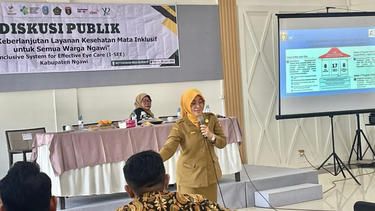 KONSULTASI PUBLIK: Dinkes Ngawi bersama Yayasan Para Mitra Indonesia menggelar diskusi penguatan layanan kesehatan mata untuk menekan angka gangguan penglihatan dan kebutaan.