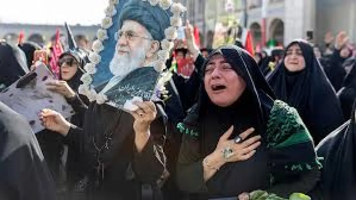 Aksi Duka Warnai Jalanan Iran (BBC)