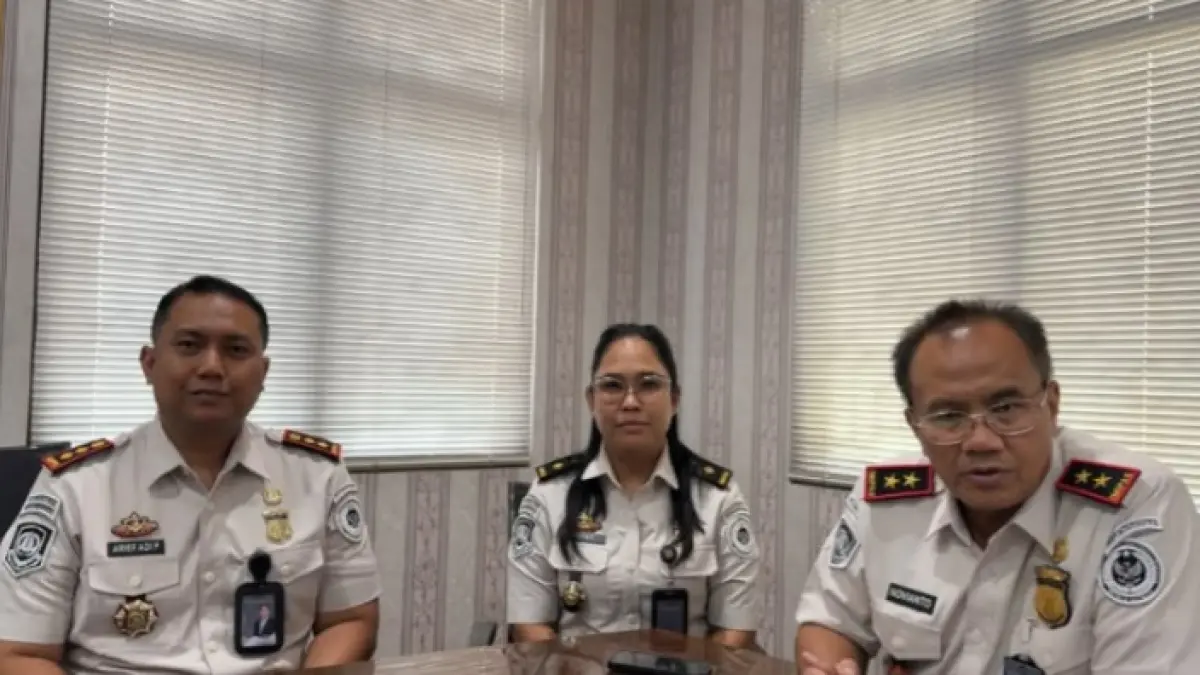 Kantor Imigrasi Kelas II Non TPI Madiun meluncurkan inovasi RUMANGSA untuk mempercepat penanganan keluhan dan informasi keimigrasian secara transparan.