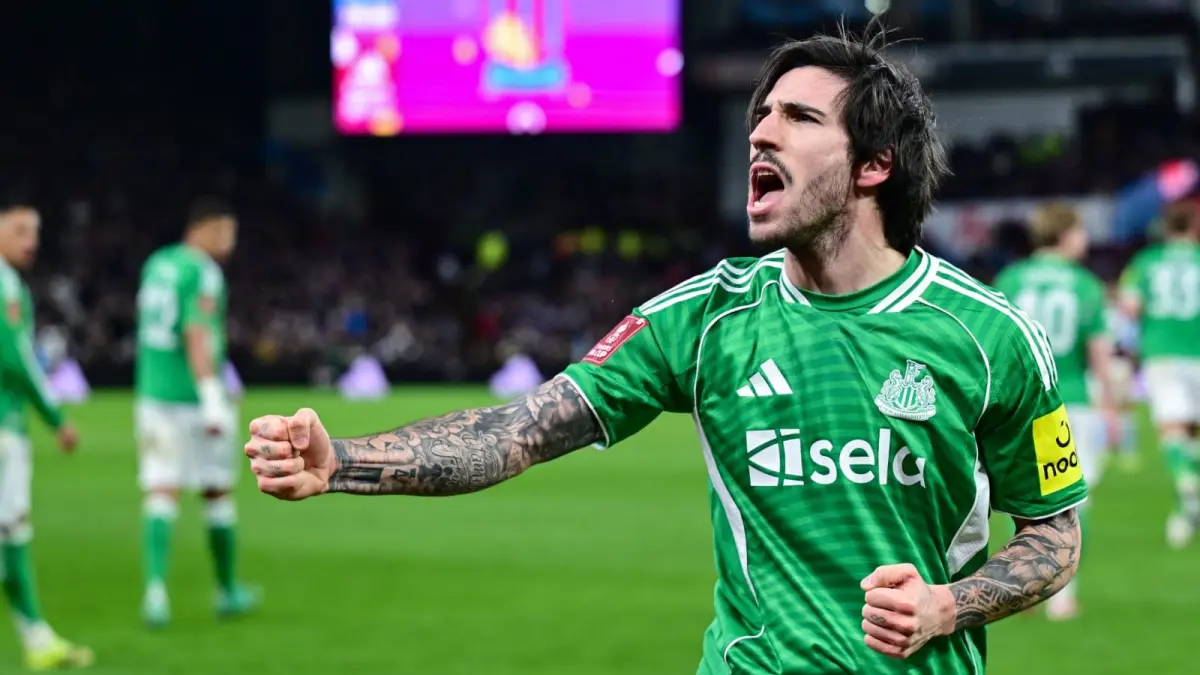 Sandro Tonali gelandang New Chastle United Lebih Memilih Arsenal atau Manchester City (cartilagefreecaptain.com)