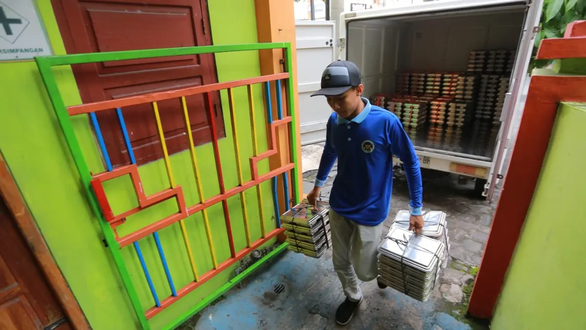 Sejumlah relawan dapur Makan Bergizi Gratis (MBG) di Kota Madiun masih dalam proses didaftarkan sebagai peserta BPJS Ketenagakerjaan untuk memperoleh perlindungan jaminan sosial. DOK RADAR MADIUN