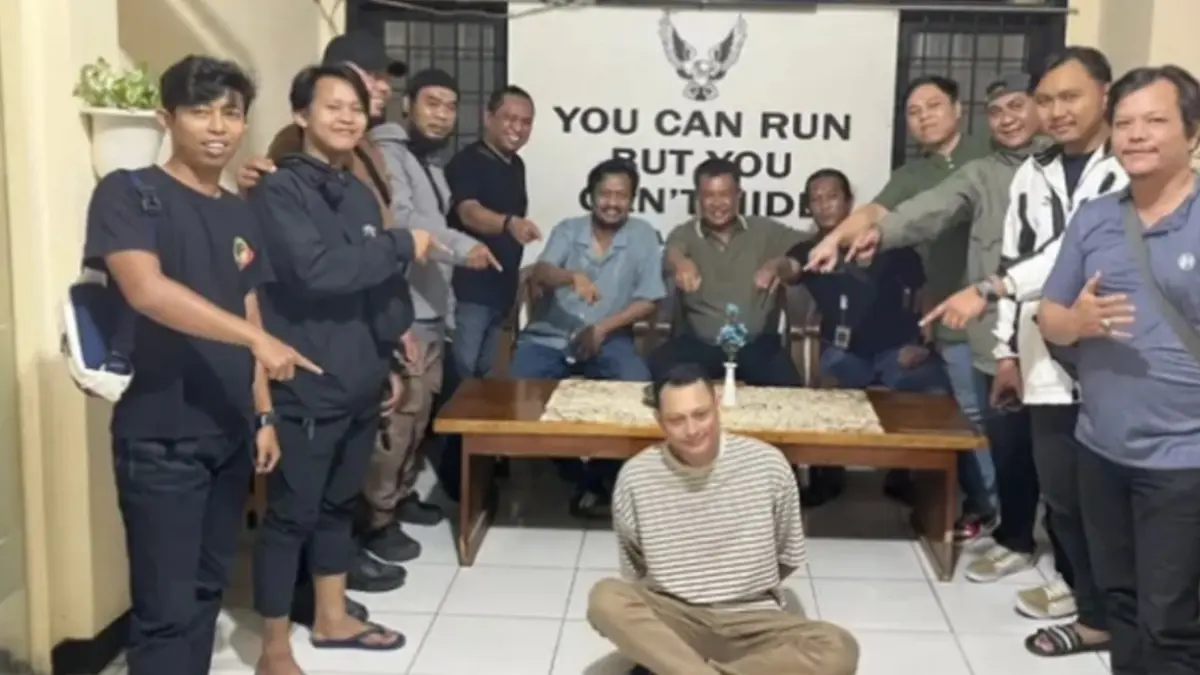 Bang jago yang diketahui bernama Fredik Risya Samuel alias FRS (37) yang viral memukul pemotor di sekitar Jagakarsa, Jakarta Selatan, ditangkap polisi. [Dok. Istimewa]