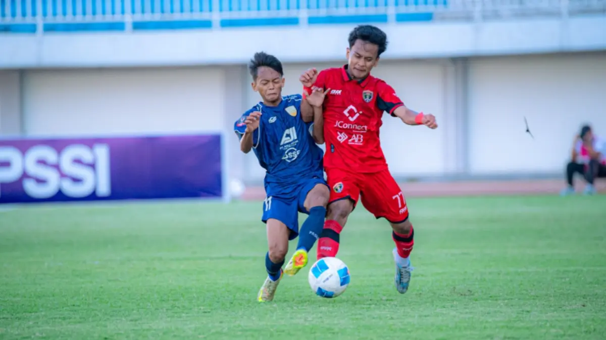 TERHENTI DI SEMIFINAL: Pemain Persinga Ngawi harus mengubur mimpi tampil di final Liga 4 Nasional Piala Presiden 2026 setelah kalah adu penalti 4-5 dari Pasuruan United di Stadion Mandala Krida, Rabu (8/7). FOTO: OFISIAL PERSINGA