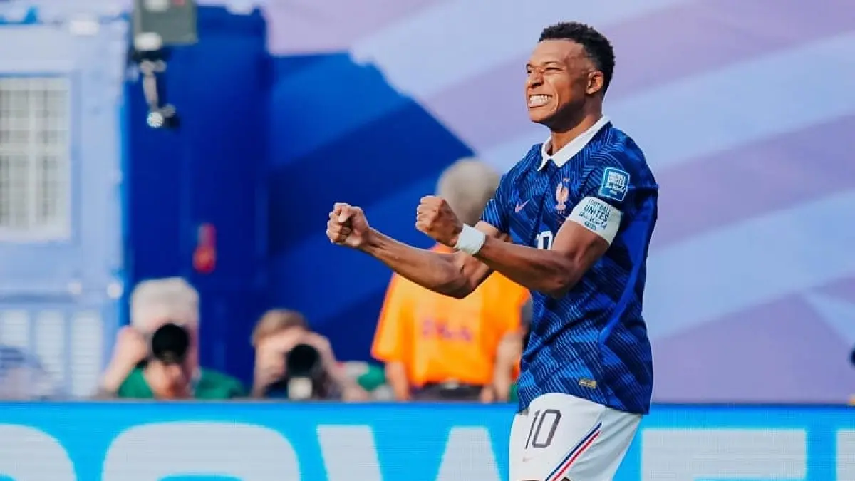 Bintang Prancis Kylian Mbappé (holopis.com)