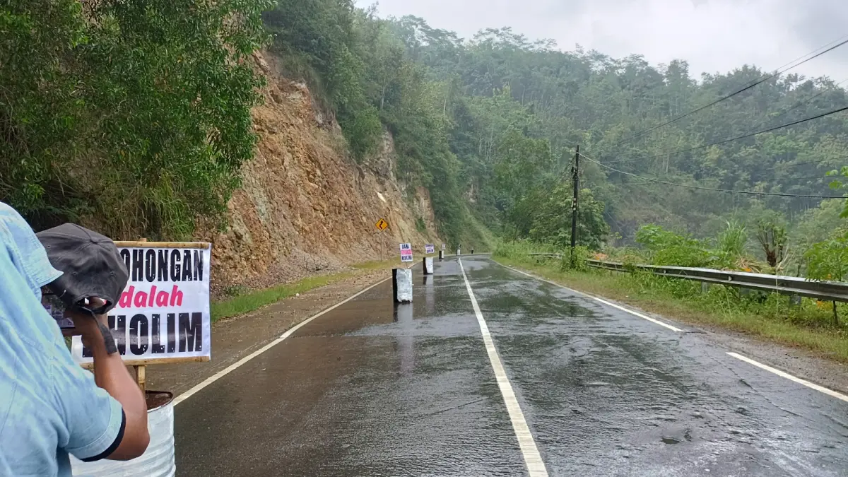 MASIH BERPROSES: Penyelesaian ganti rugi lahan yang diklaim warga terdampak pelebaran Jalan Raya Pacitan–Ponorogo masih menunggu hasil analisis dokumen Letter C sebagai dasar penetapan hak kepemilikan. DOK RADAR PACITAN