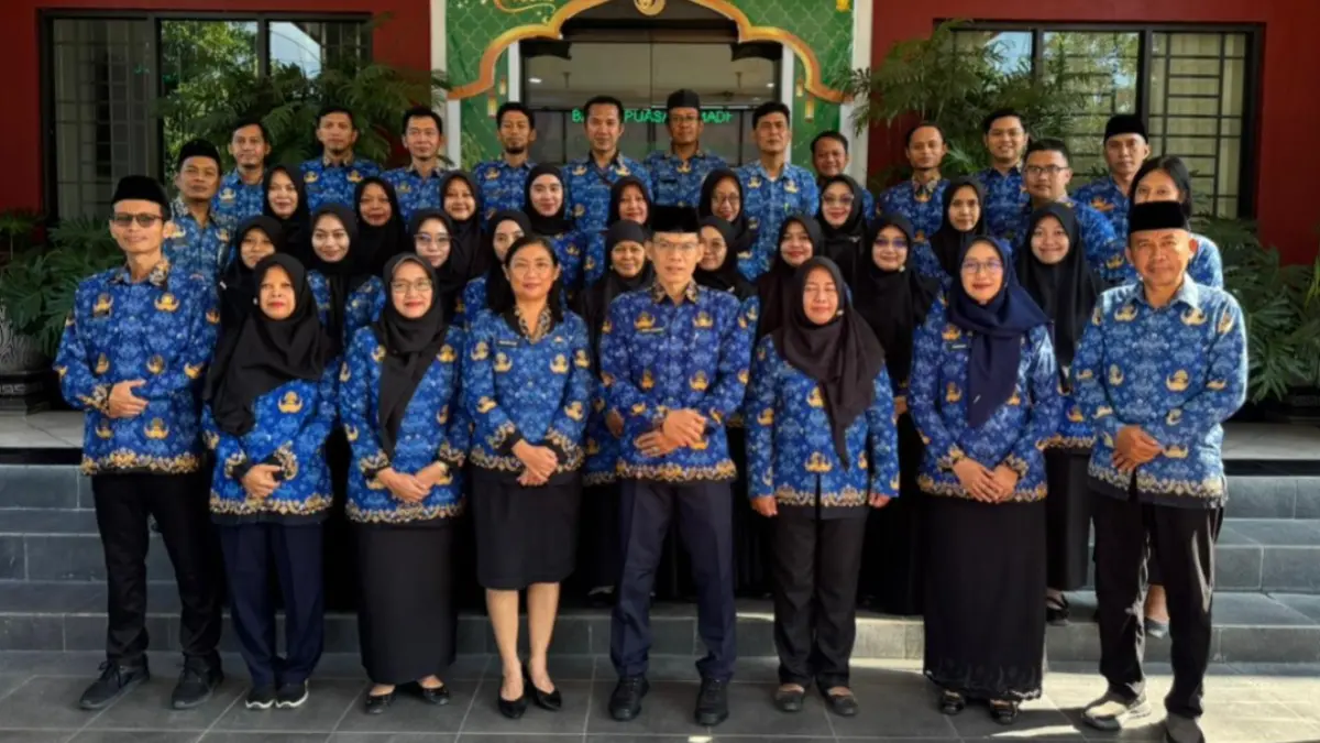 KAWAL TATA KELOLA: Inspektur Kabupaten Madiun bersama jajaran Inspektorat berkomitmen memperkuat pengawasan internal guna mewujudkan pemerintahan yang bersih, sehat, dan sejahtera (Bersahaja).