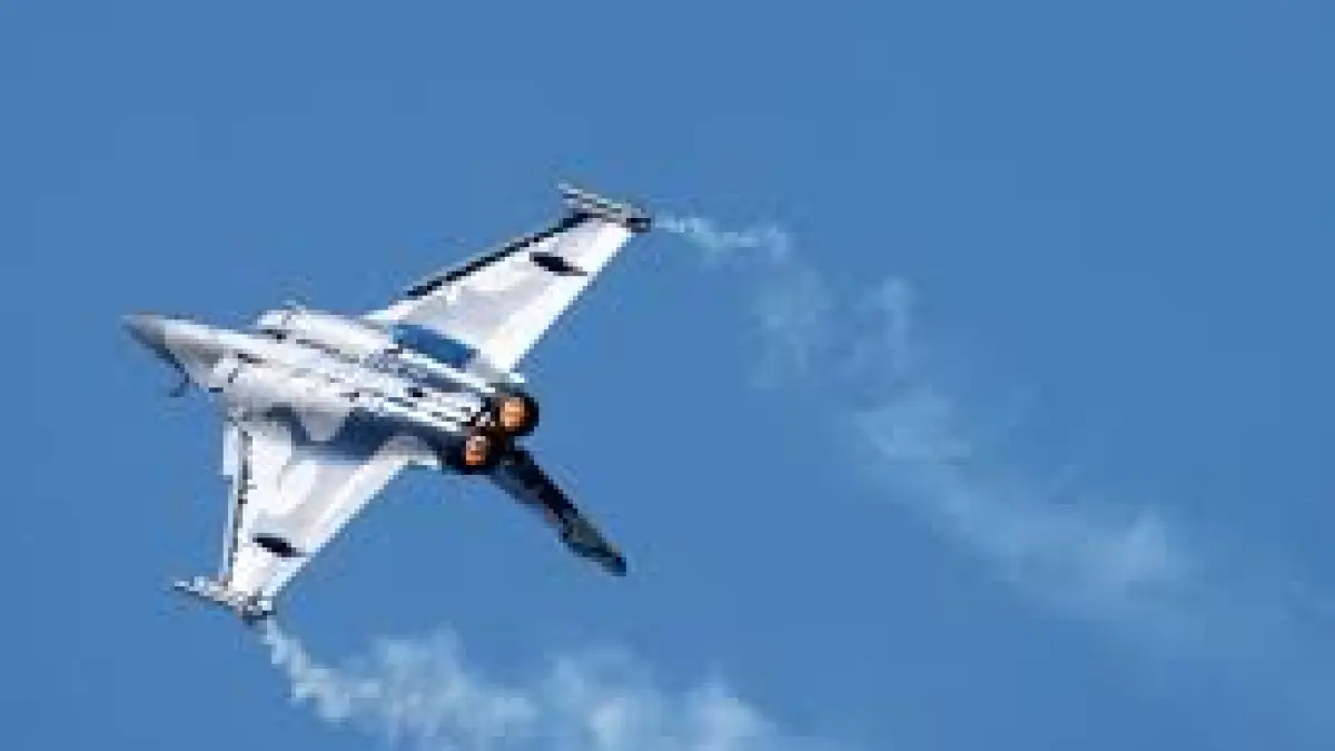 France rushes near-new Rafale fighters to Ukraine’s embattled air force. (euobserver)