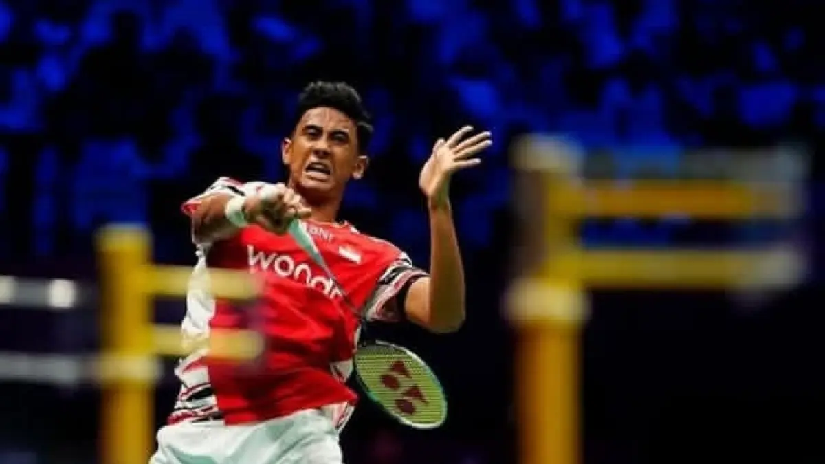 Alwi Farhan langsung angkat koper.