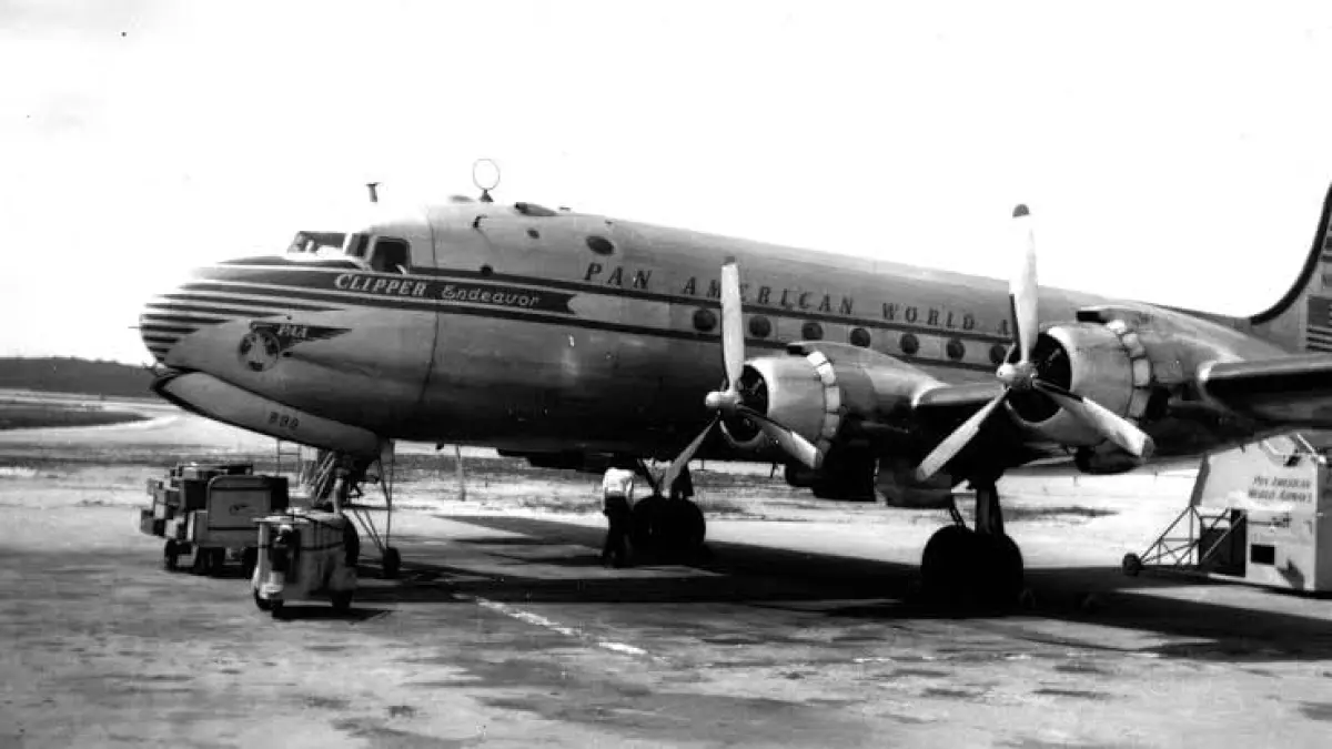 Bangkai pesawat Pan Am "Clipper Endeavor" ditemukan di lepas pantai Puerto Rico. (today.com)