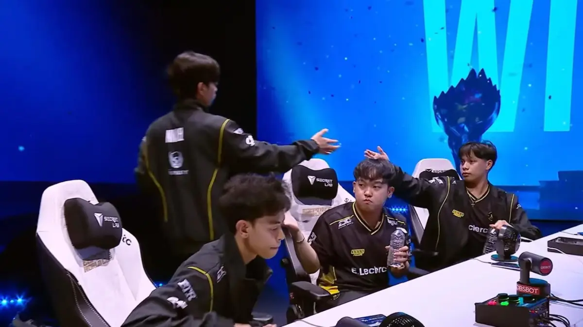 Momen kemenangan Team Vitality atas True Rippers pada ajang MSC EWC Paris 2026 (youtube/@ewc)