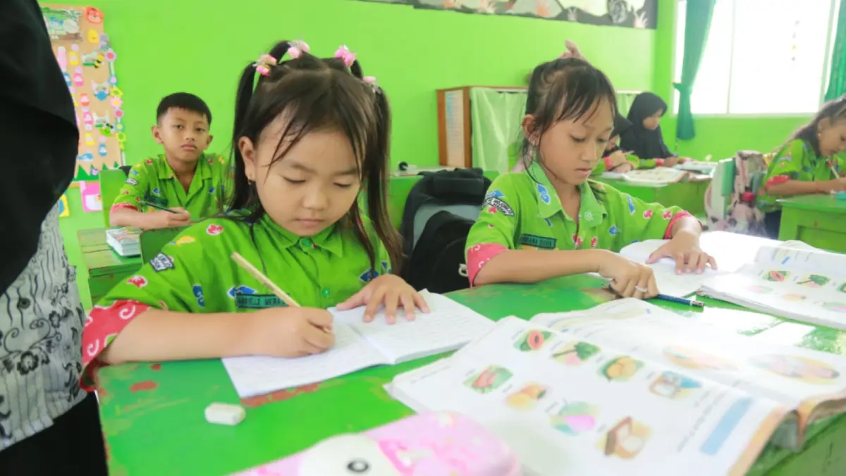 ANGKAT NARASI DAERAH: Pemkot Madiun meluncurkan program Madiun Bercerita untuk mencetak 1.000 penulis lokal yang akan mengangkat sejarah, budaya, dan potensi wisata sebagai penguat ekonomi kreatif. DOK RADAR MADIUN