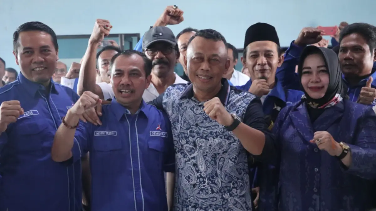 SIAPKAN KADER: Ketua DPC Partai Demokrat Ponorogo Miseri Effendi menyampaikan hasil penjaringan internal yang memunculkan dua nama bakal calon wakil bupati untuk dibahas bersama partai-partai koalisi. DOK RADAR PONOROGO