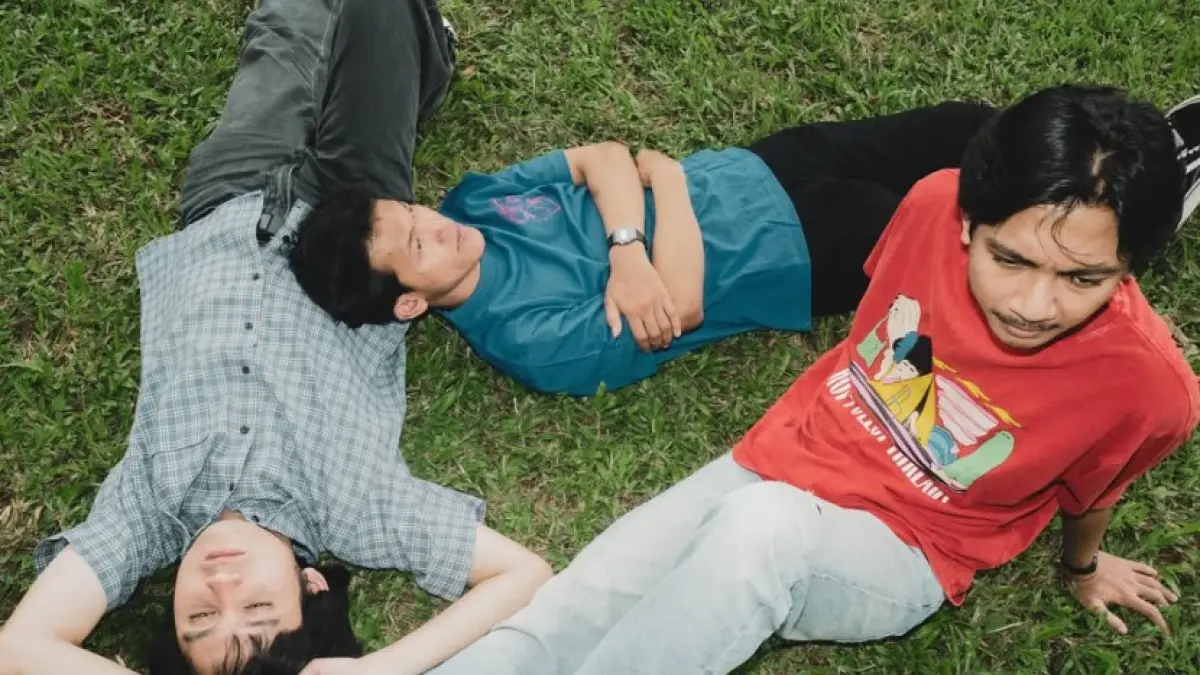 Grup musik Blutapes resmi merilis album penuh perdana bertajuk Passengers.