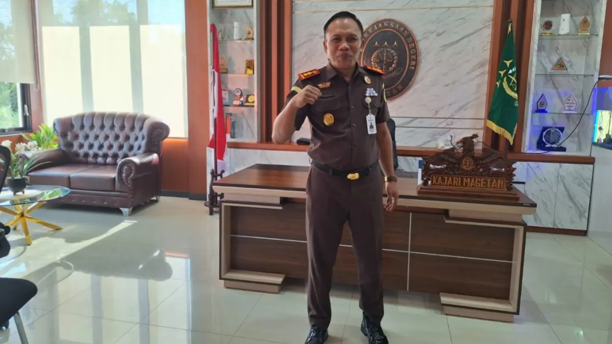 FOKUS PELAYANAN HUKUM: Kajari Magetan Soekesto Ariesto menegaskan komitmennya menghadirkan penegakan hukum yang memberikan kepastian, keadilan, dan kemanfaatan bagi masyarakat.