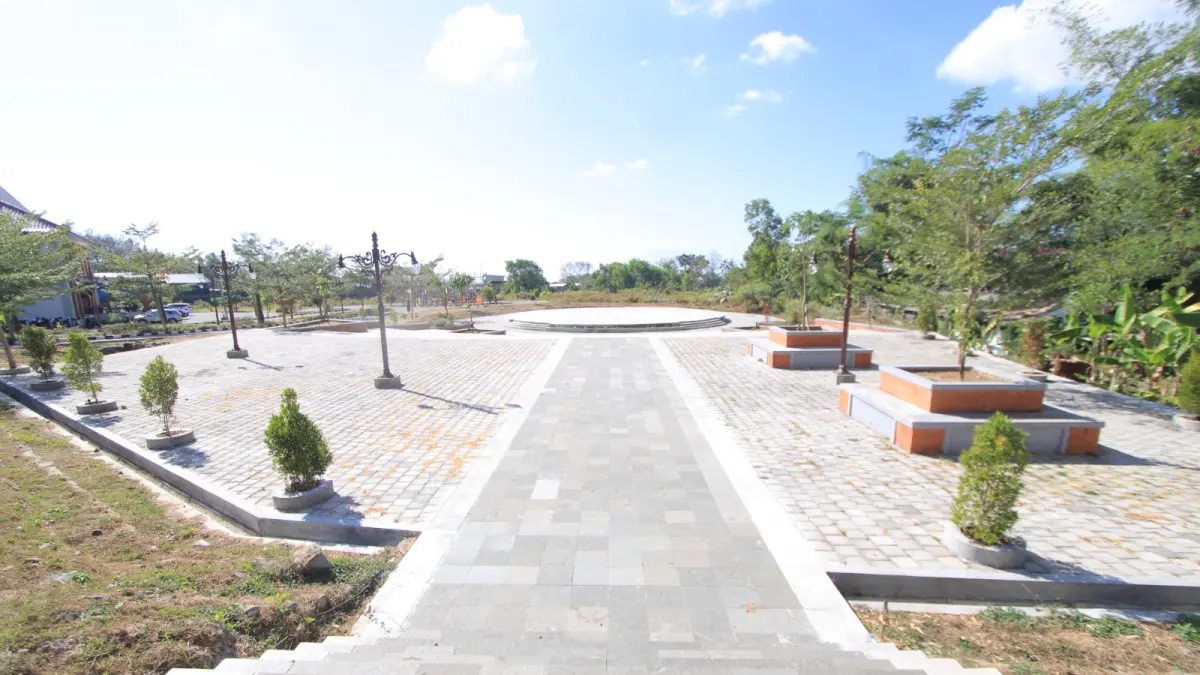 LANJUT PENATAAN: Plaza Ndoyo di kawasan Disbudpar Magetan kembali mendapat alokasi anggaran Rp500 juta dari APBD. AJI PUTRA/RADAR MAGETAN